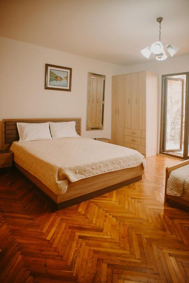 Azure Adriatic Apartment Kotor Exterior photo